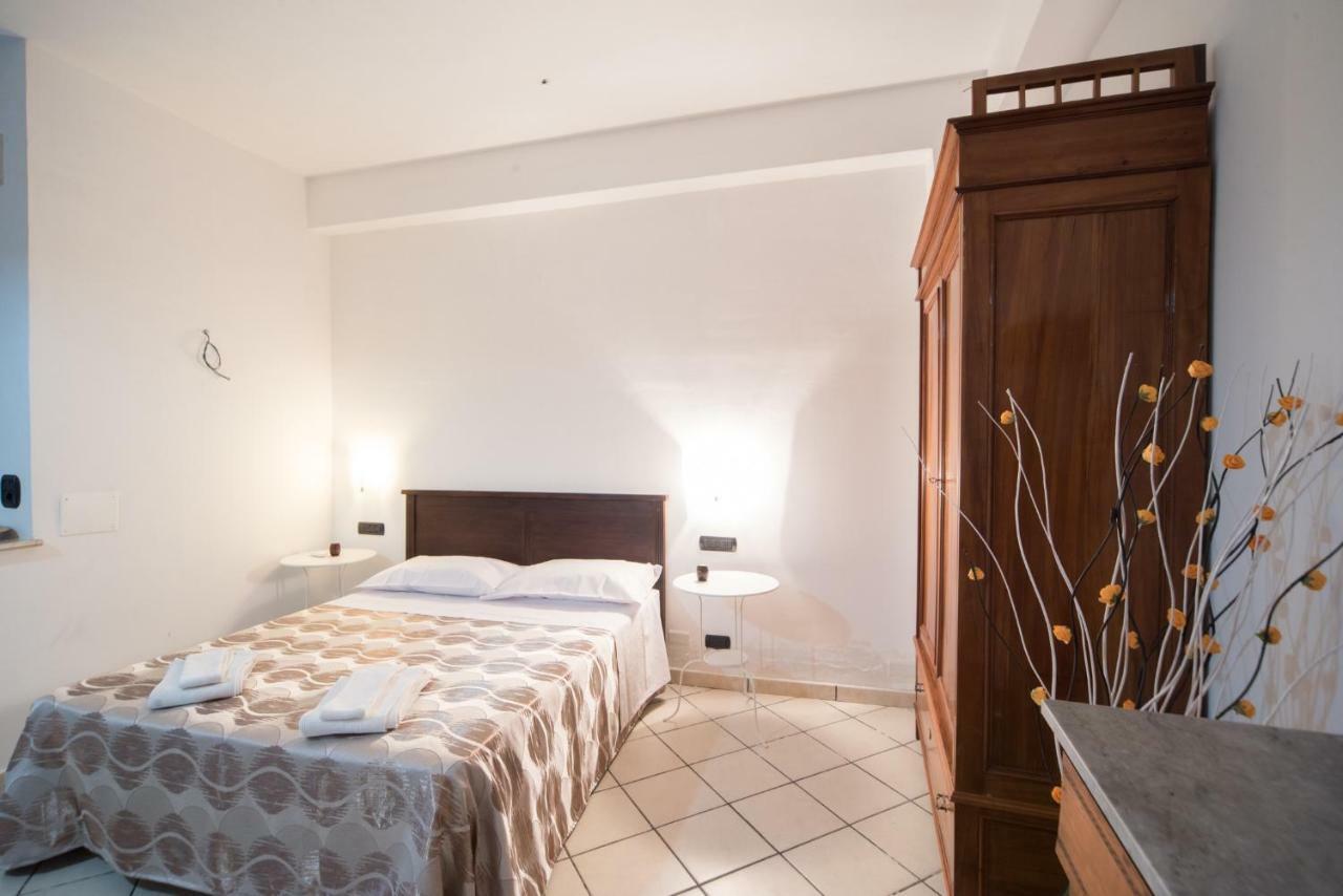 Casa Salice Hotel SantʼAlessio Siculo Buitenkant foto